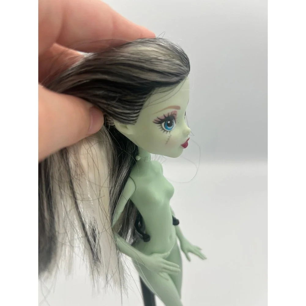 Monster High Frankie Stein 13 Wishes Haunt the Casbah